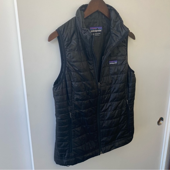 Patagonia Women's Nano Puff® Vest - Medium - Black - Picture 4 of 9